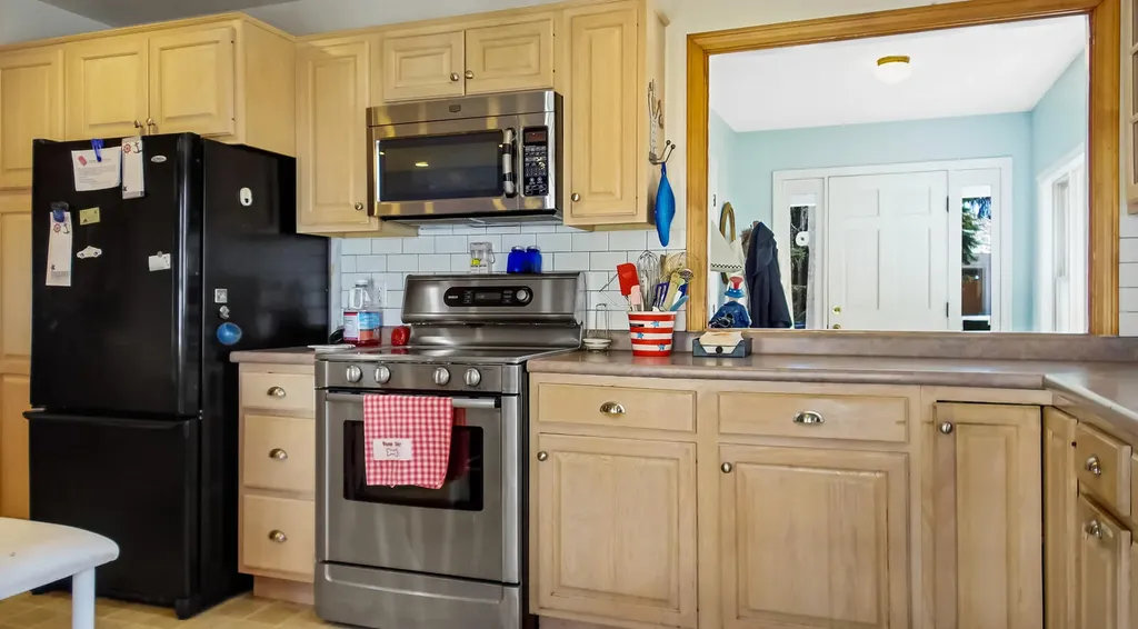 30 Sea Street Rockport ME 04856