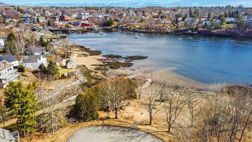 30 Sea Street Rockport ME 04856