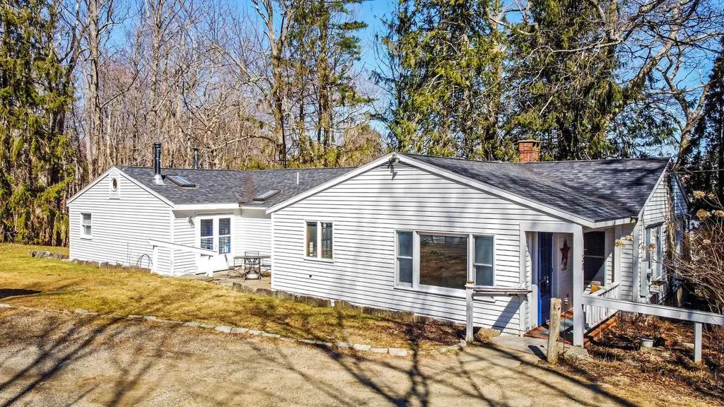 30 Sea Street Rockport ME 04856
