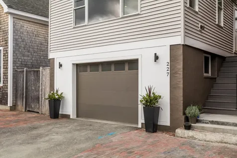 227 York Street Portland ME 04102