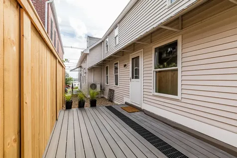 227 York Street Portland ME 04102