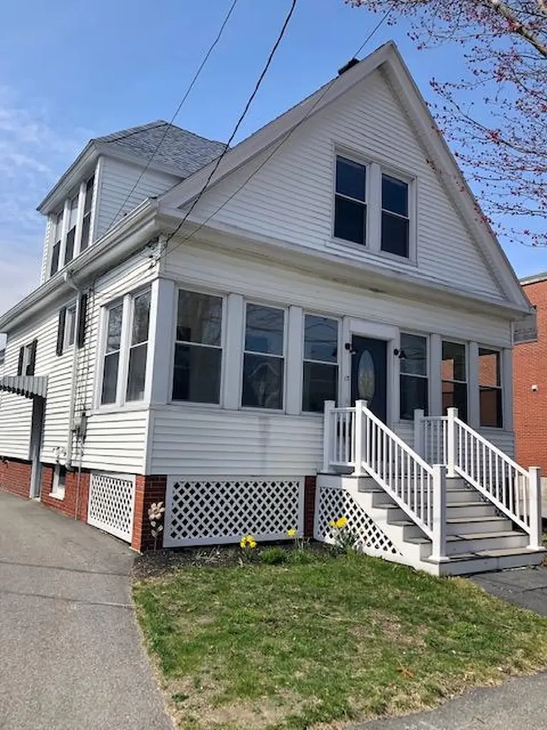 13 Lassell Street Portland ME 04102