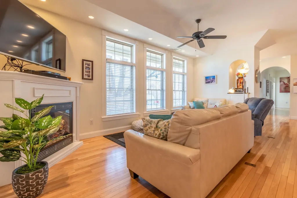 96 Briarwood Drive Bangor ME 04401