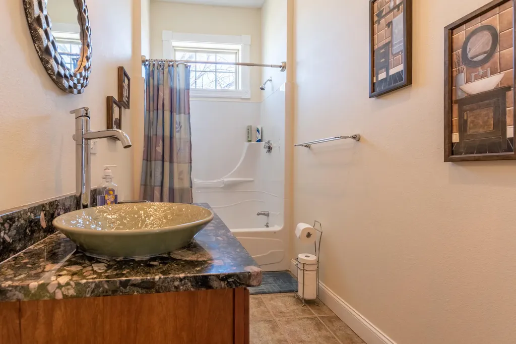 96 Briarwood Drive Bangor ME 04401