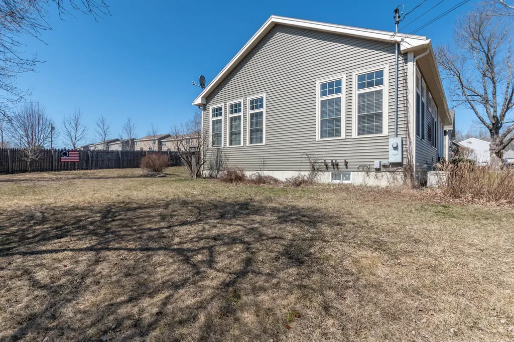 96 Briarwood Drive Bangor ME 04401