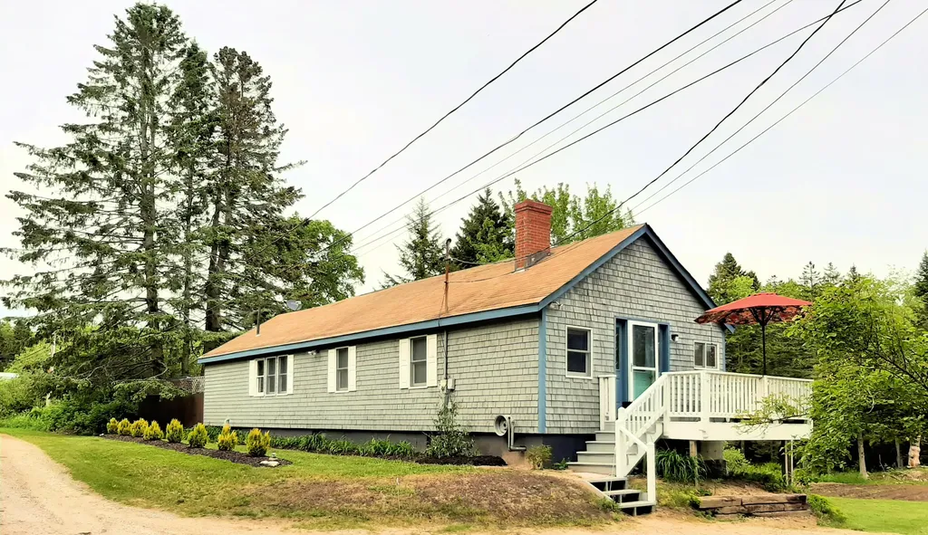 18 Eby Drive Phippsburg ME 04562