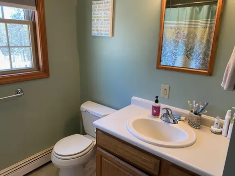 1660 Bremen Road Waldoboro ME 04572