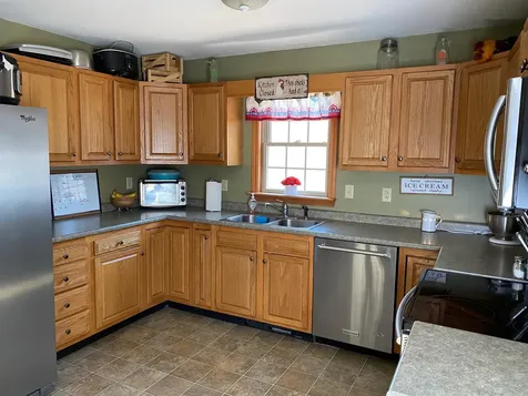 1660 Bremen Road Waldoboro ME 04572