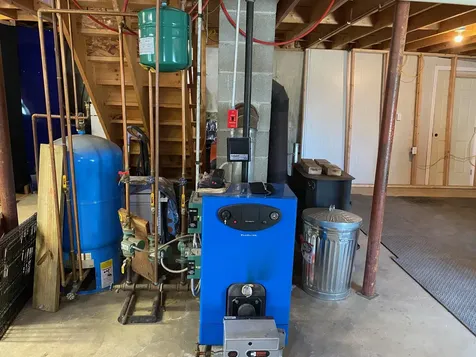 1660 Bremen Road Waldoboro ME 04572