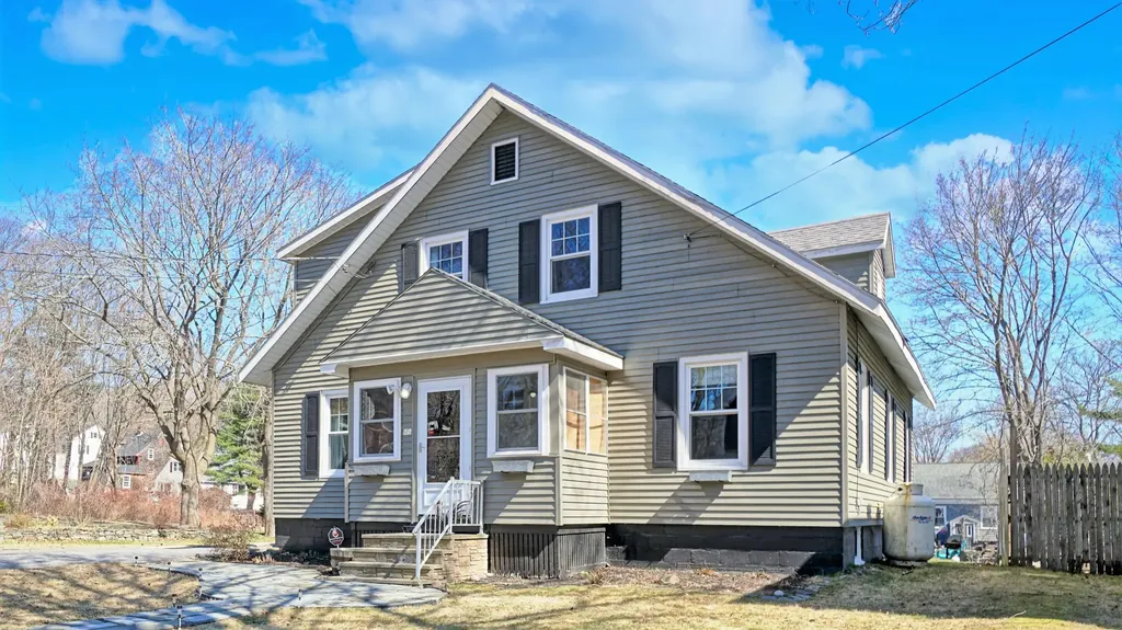 95 Bradley Street Portland ME 04102