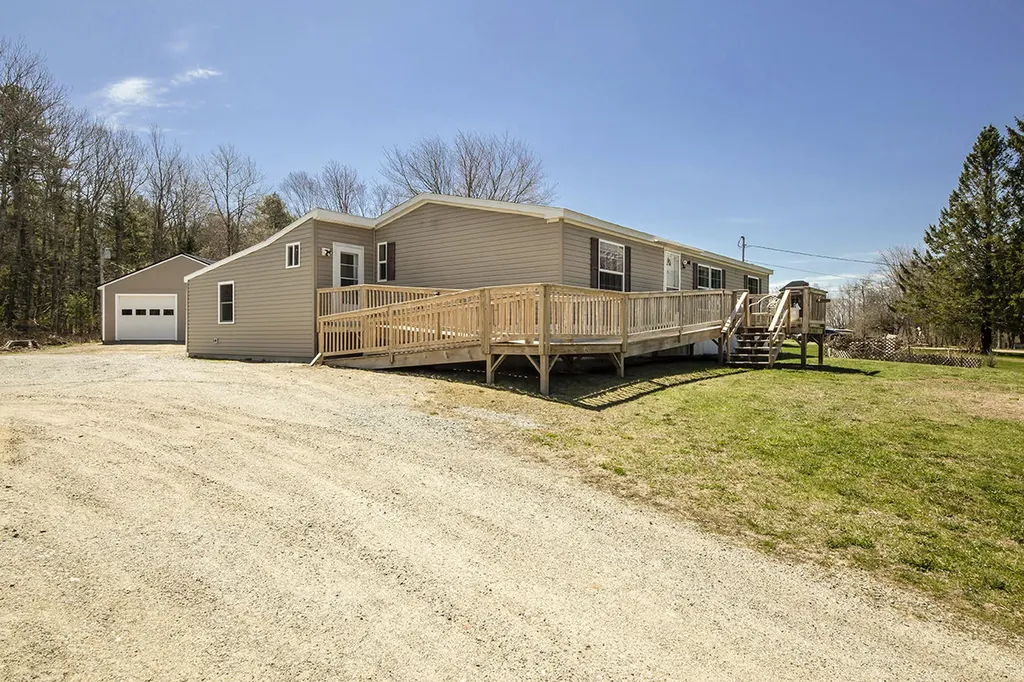 287 Cushing Road Cushing ME 04563