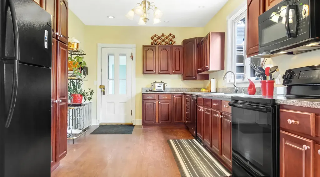 243 Cedar Street Bangor ME 04401