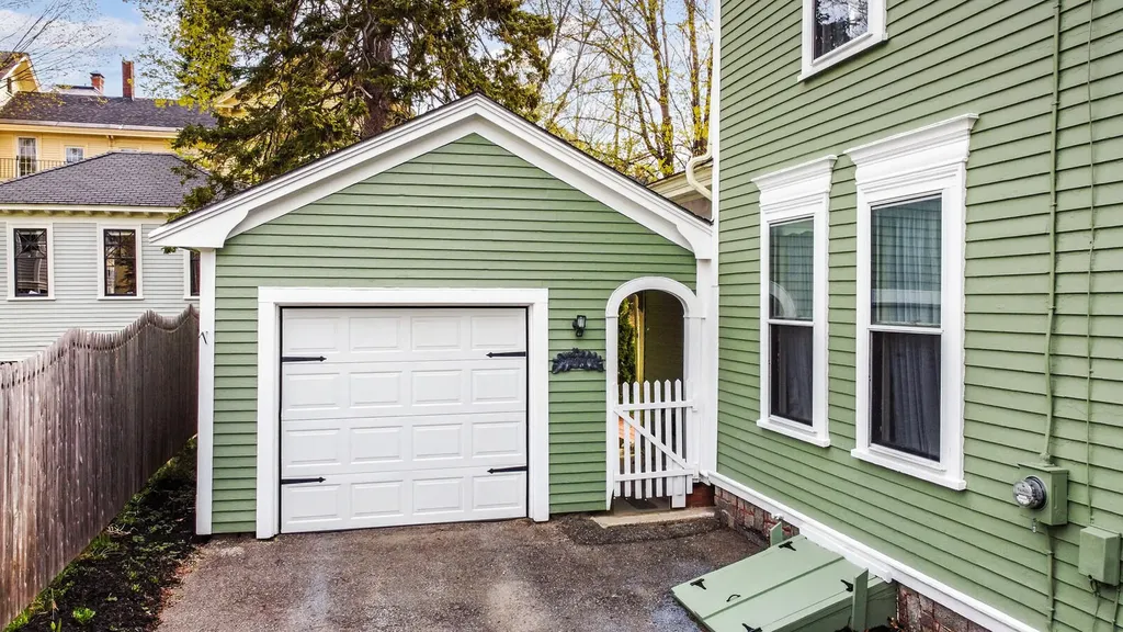 243 Cedar Street Bangor ME 04401