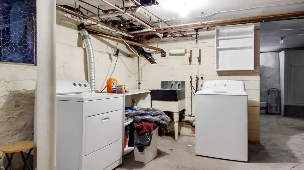243 Cedar Street Bangor ME 04401