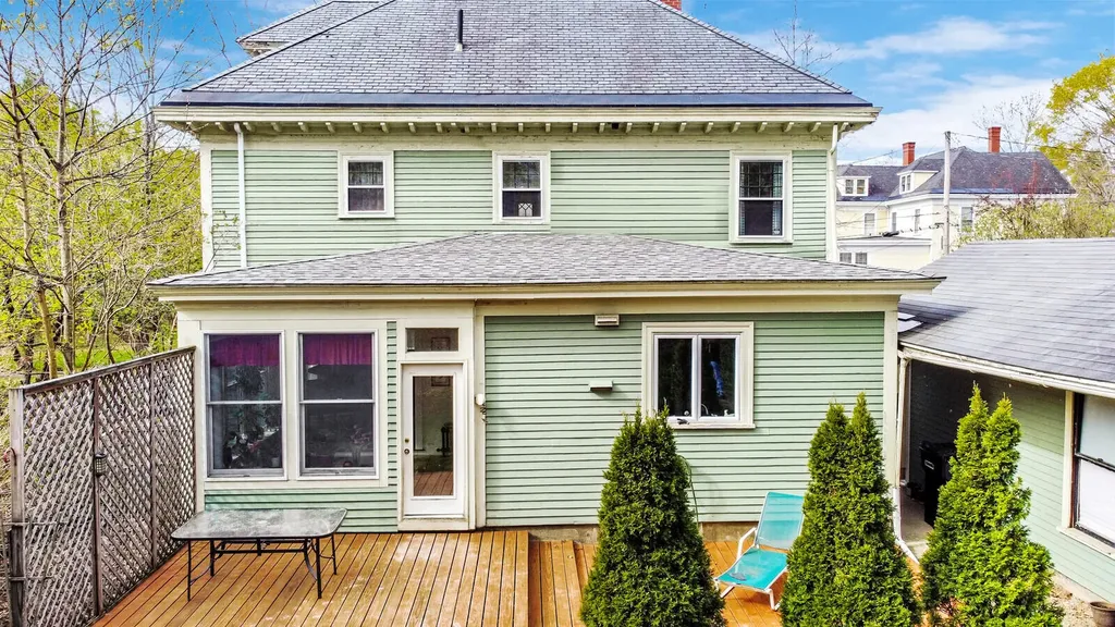 243 Cedar Street Bangor ME 04401