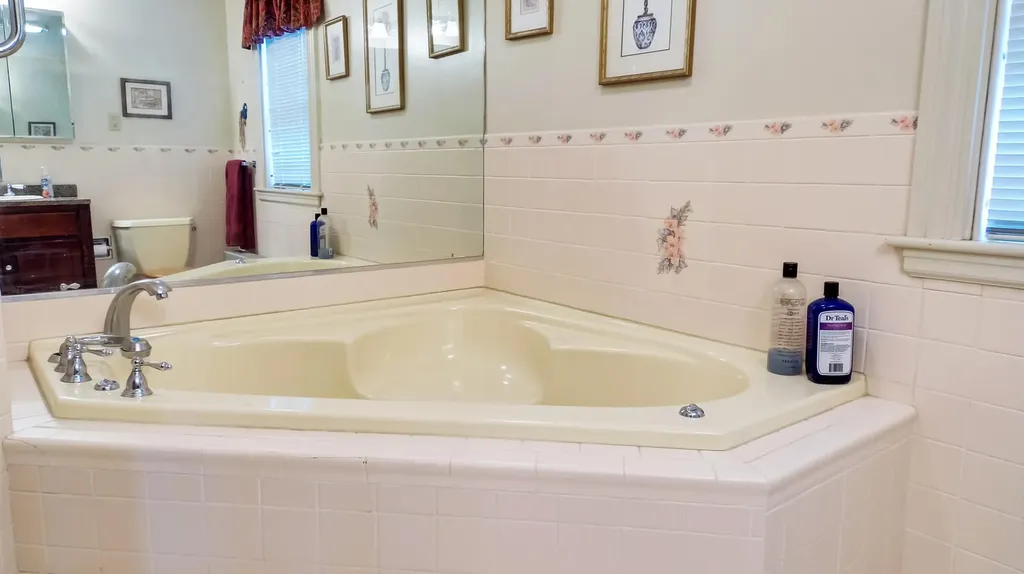 243 Cedar Street Bangor ME 04401