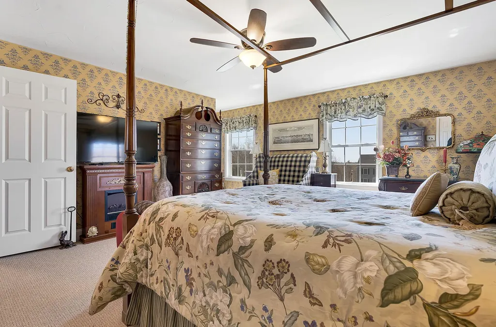 54 Eagles Nest Road Gray ME 04039