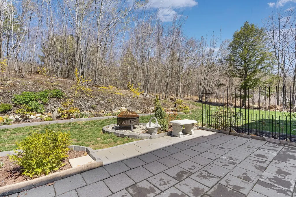 54 Eagles Nest Road Gray ME 04039