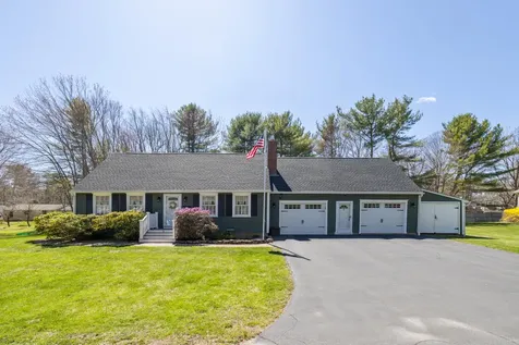 9 Fieldcrest Drive Kennebunk ME 04043