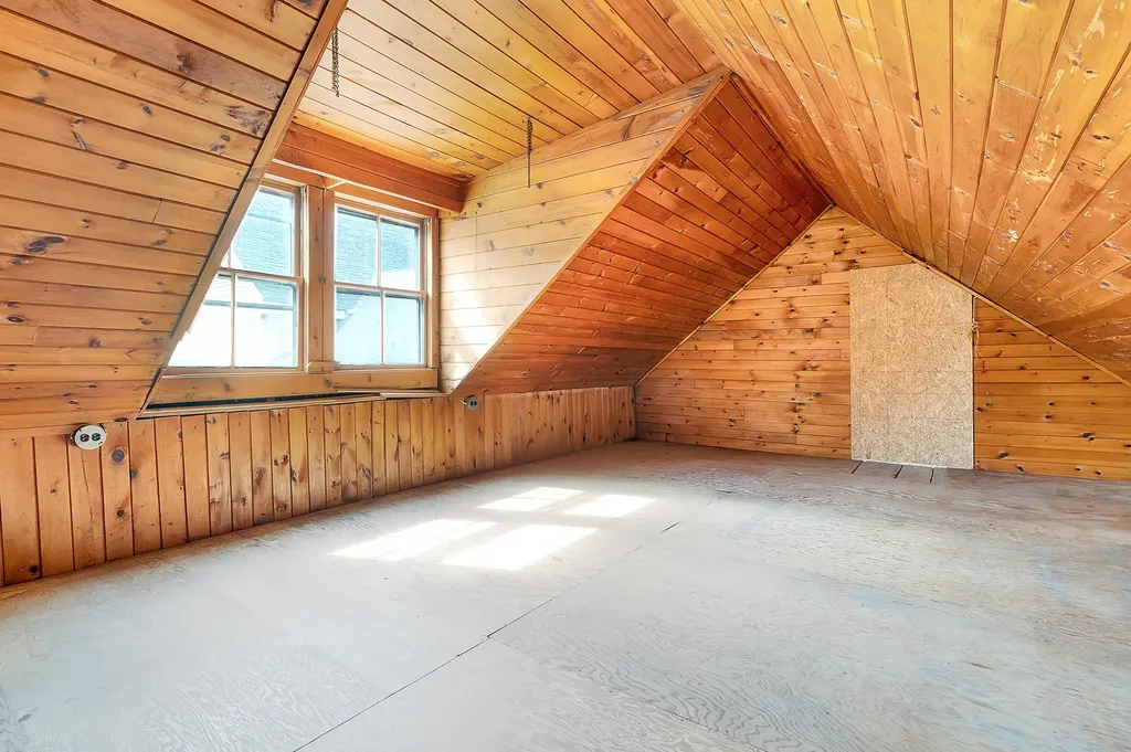 97 County Road Scarborough ME 04074
