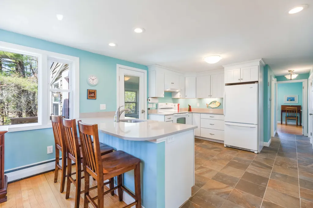 51 Winding Way Portland ME 04102