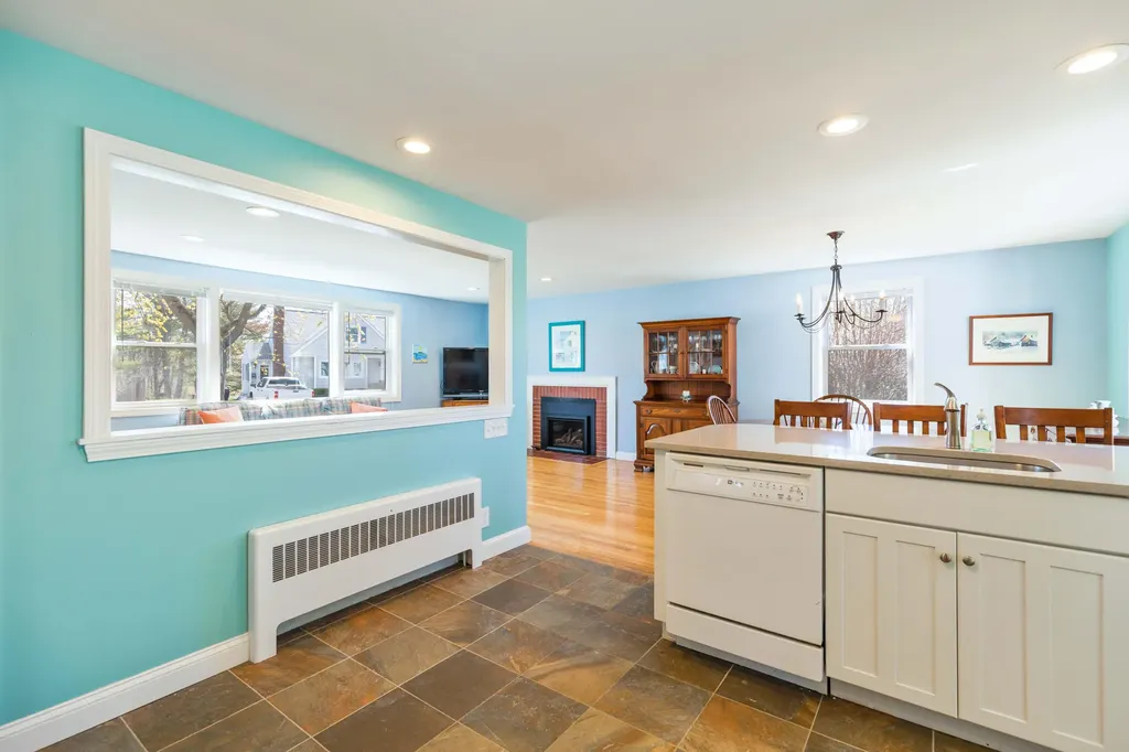 51 Winding Way Portland ME 04102