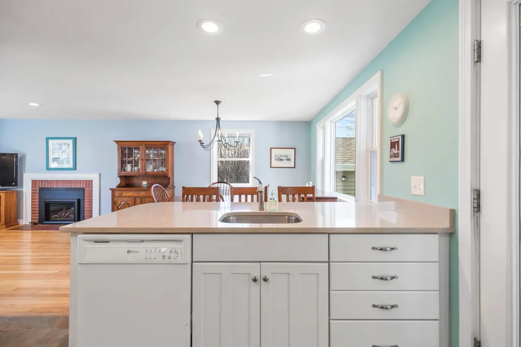51 Winding Way Portland ME 04102