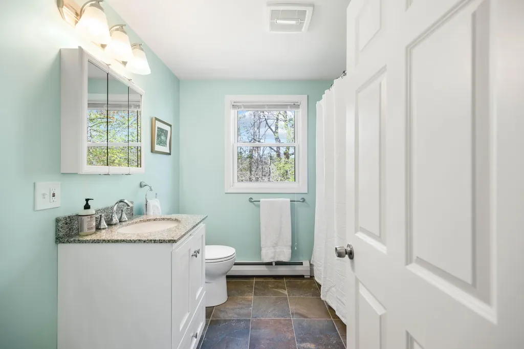 51 Winding Way Portland ME 04102