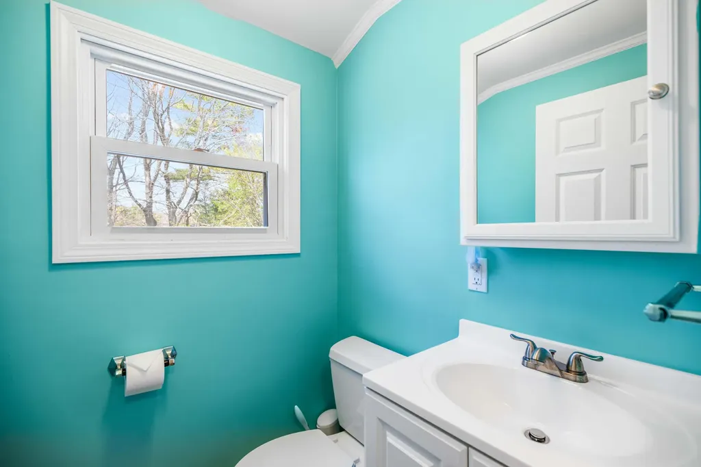 51 Winding Way Portland ME 04102