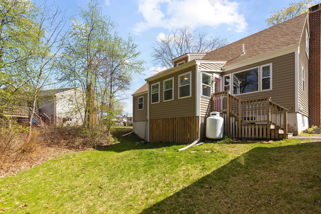 51 Winding Way Portland ME 04102