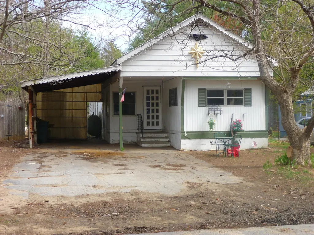 131 Indian Lake Drive Lebanon ME 04027