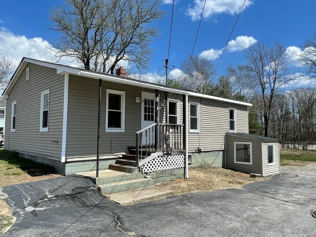 6 Pine Street Saco ME 04072