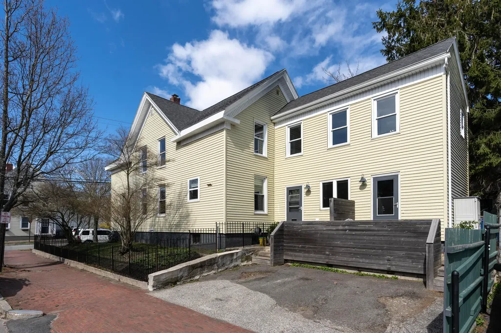 19 North Street Portland ME 04101