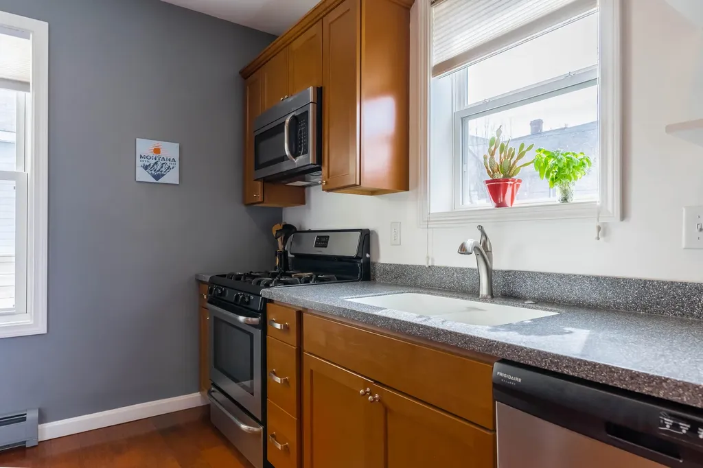 19 North Street Portland ME 04101