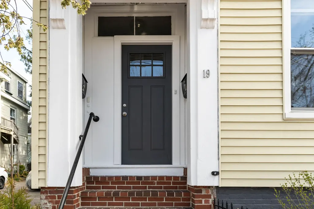 19 North Street Portland ME 04101
