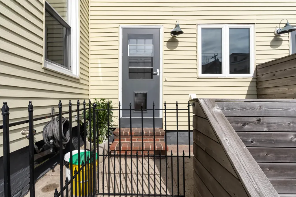 19 North Street Portland ME 04101