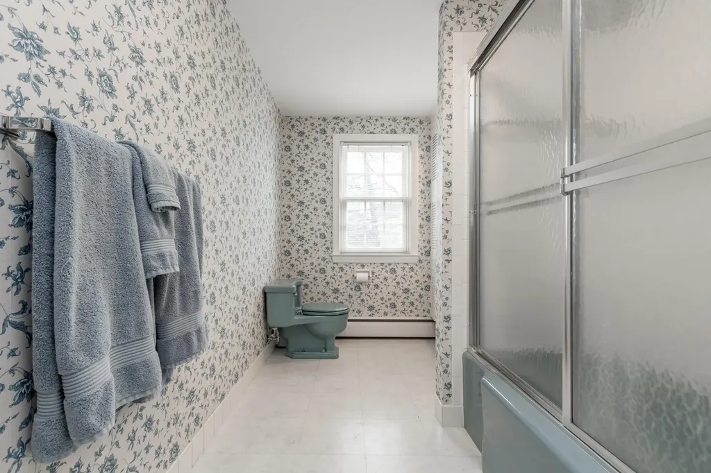 7 Smugglers Cove Road Cape Elizabeth ME 04107