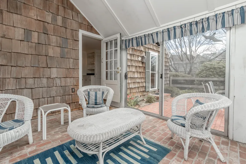 7 Smugglers Cove Road Cape Elizabeth ME 04107