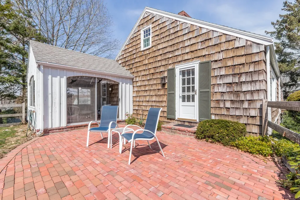 7 Smugglers Cove Road Cape Elizabeth ME 04107