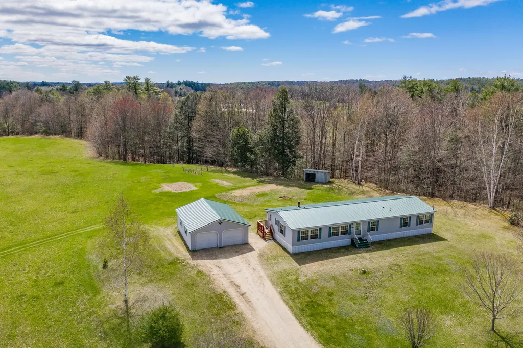 386 S Witham Road Auburn ME 04210
