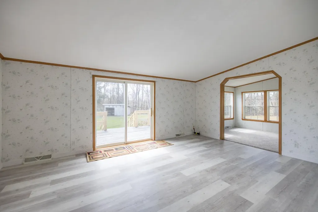 386 S Witham Road Auburn ME 04210
