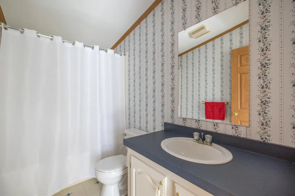 386 S Witham Road Auburn ME 04210