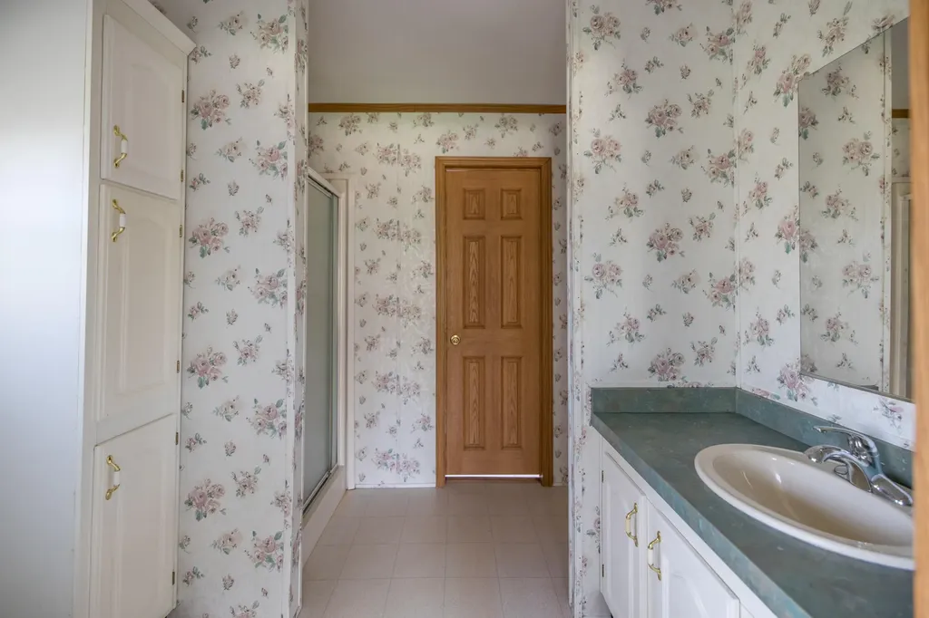 386 S Witham Road Auburn ME 04210