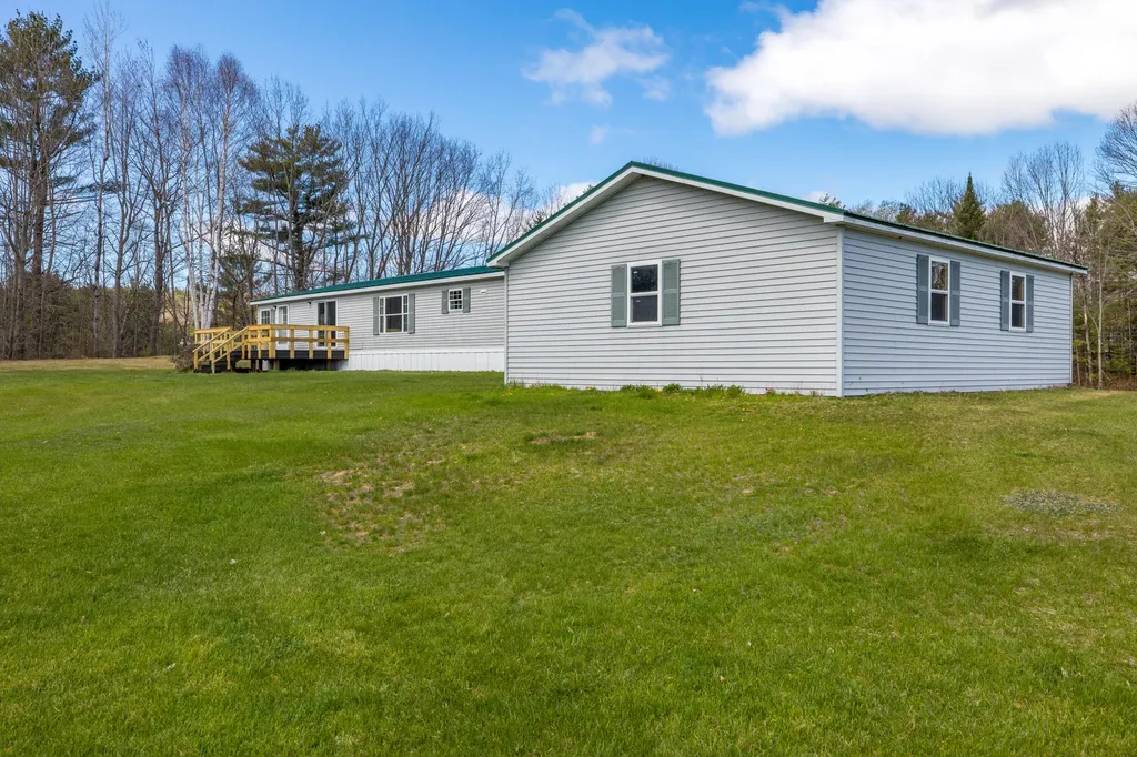386 S Witham Road Auburn ME 04210
