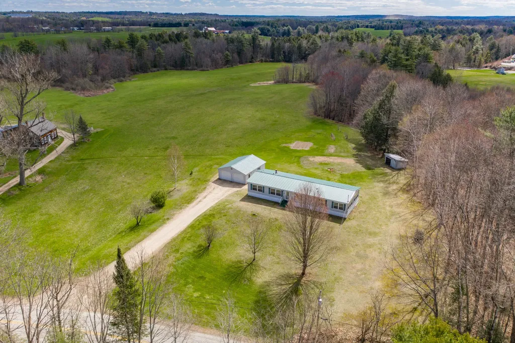 386 S Witham Road Auburn ME 04210
