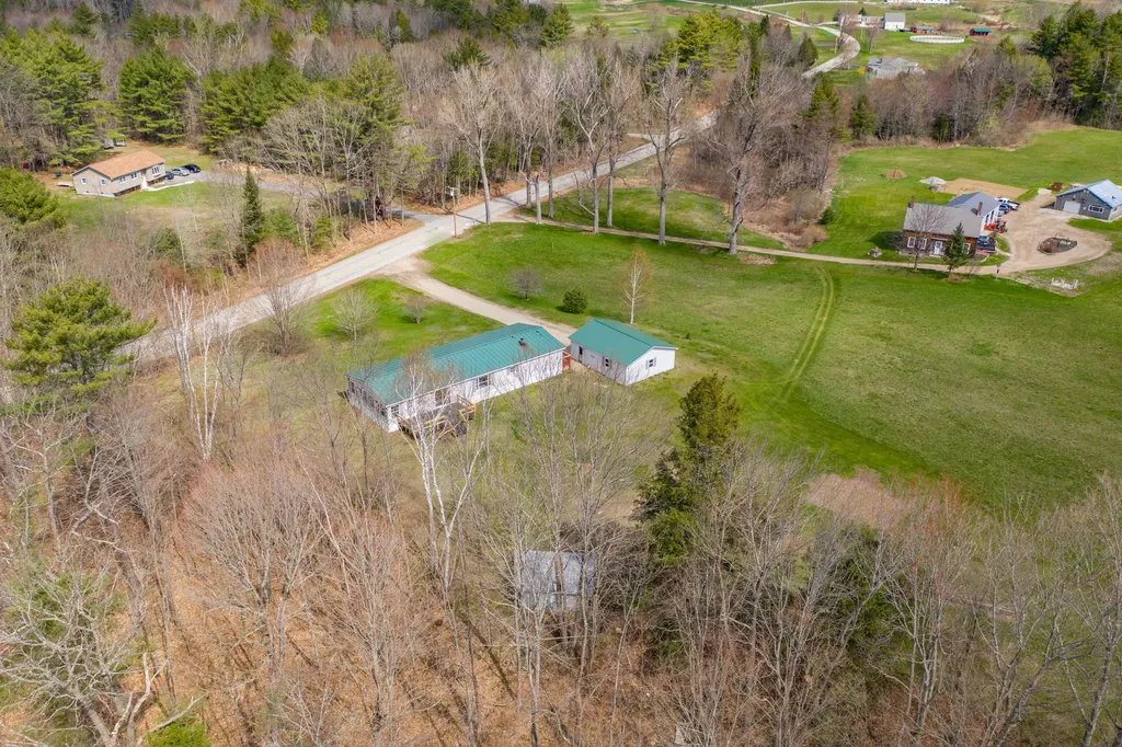 386 S Witham Road Auburn ME 04210