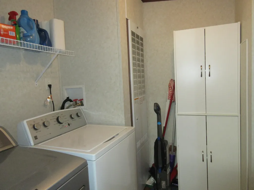 18 James Street Brunswick ME 04011