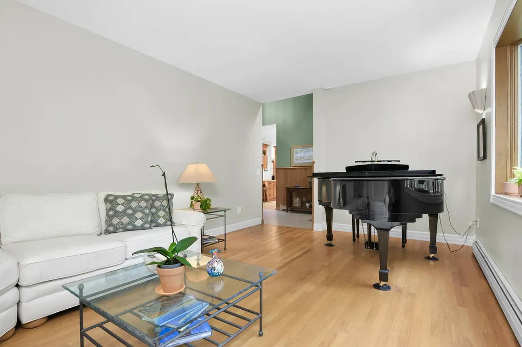 180 West Auburn Road Auburn ME 04210