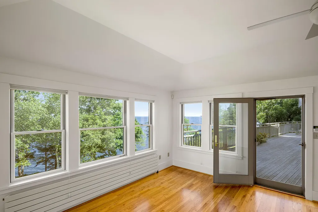 18 Eastward Rockport ME 04856