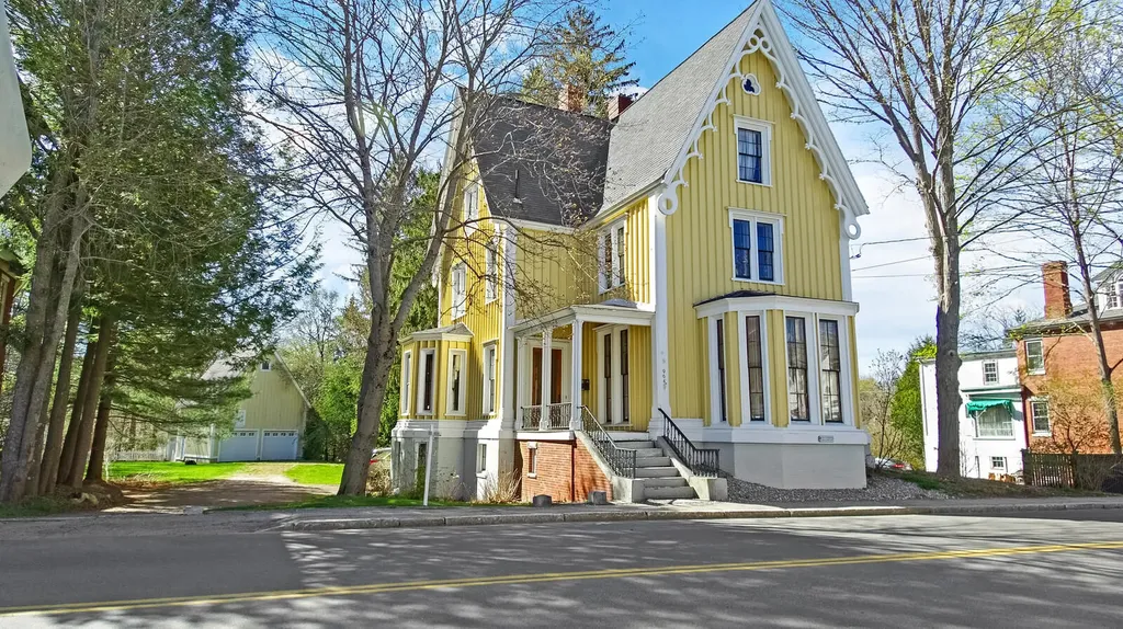 964 Washington Street Bath ME 04530
